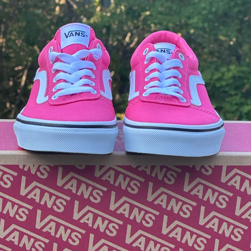 NEW Vans Womens Ward Casual Sneakers Canvas -fits Youth 4.5Y, 5Y, 5.5Y, 6.5Y, 7Y - Picture 3 of 7